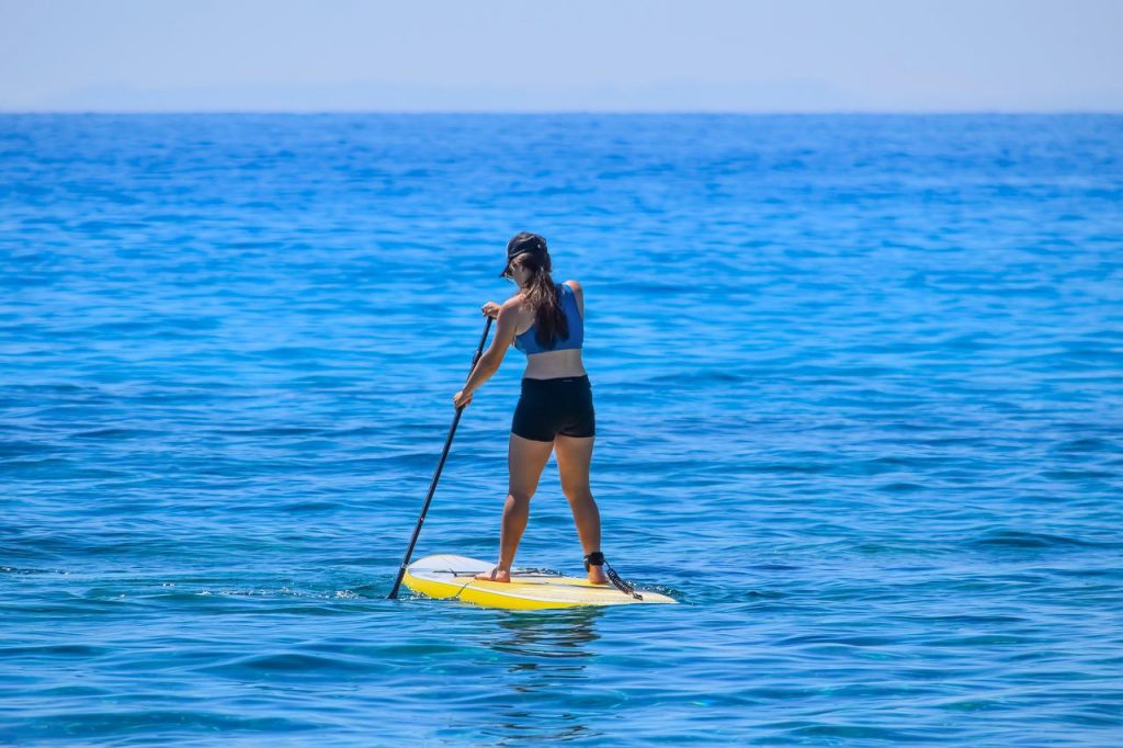 paddleboarding, water, sea-3297011.jpg